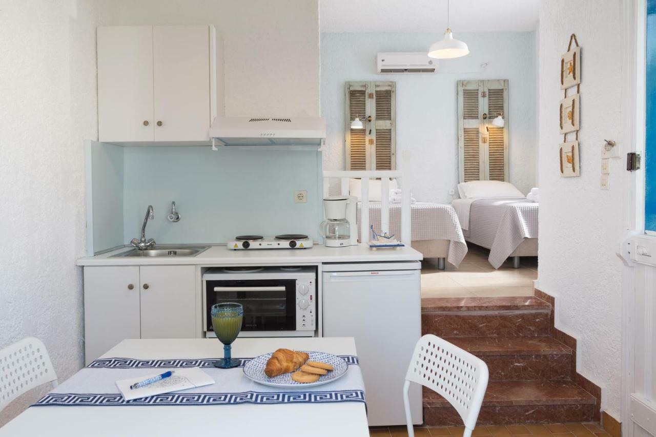 Ferma Hill Apartments Bagian luar foto