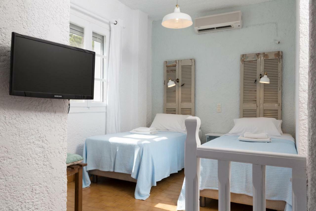 Ferma Hill Apartments Bagian luar foto